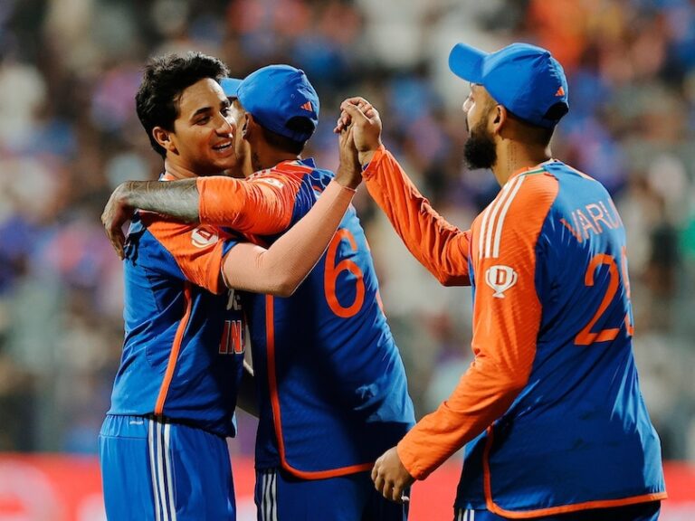 Rohit Sharma Century: A Roaring Comeback Before the Champions Trophy! Smashes a Ton Against England<br><br>